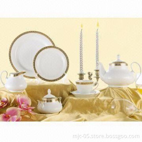 Ceramic Dinnerware Set with Gold Decal Design, FDA-, 84/500/EEC- and LFGB-certified